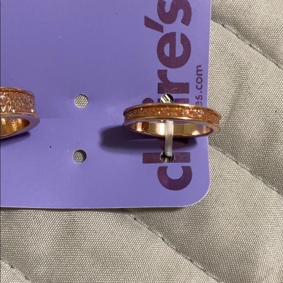 NWT Claire’s set of three rings size 6/7 - Picture 3 of 4